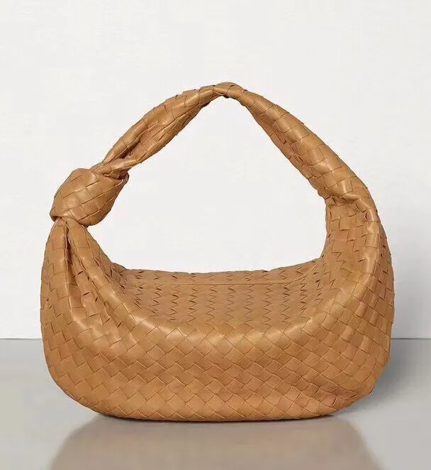 caramel color